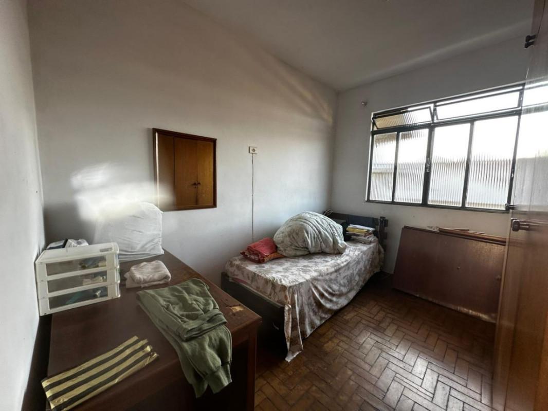Casa, Centro, 5 Quartos, 2 Vagas