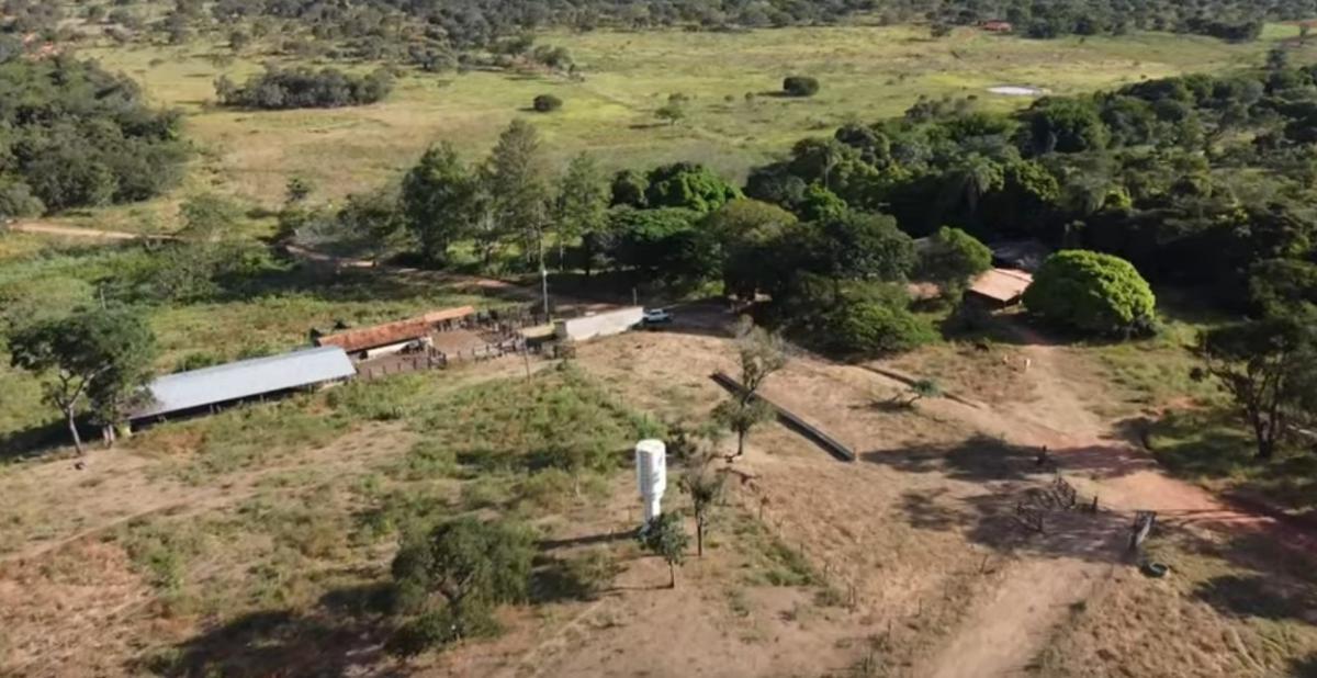 Fazenda, Centro, 4 Quartos, 0 Vaga