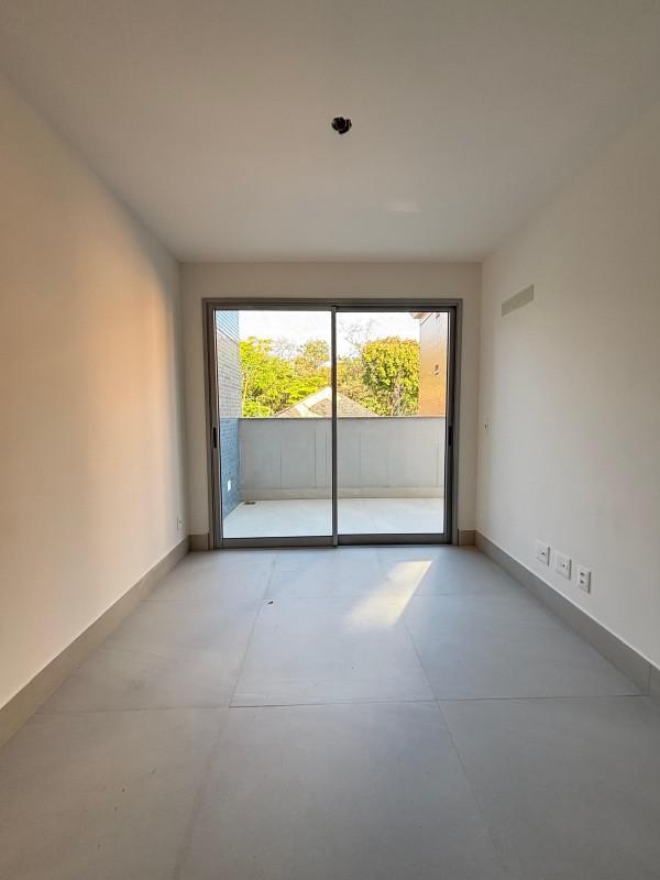 Apartamento, Sagrada Família, 3 Quartos, 2 Vagas, 1 Suíte