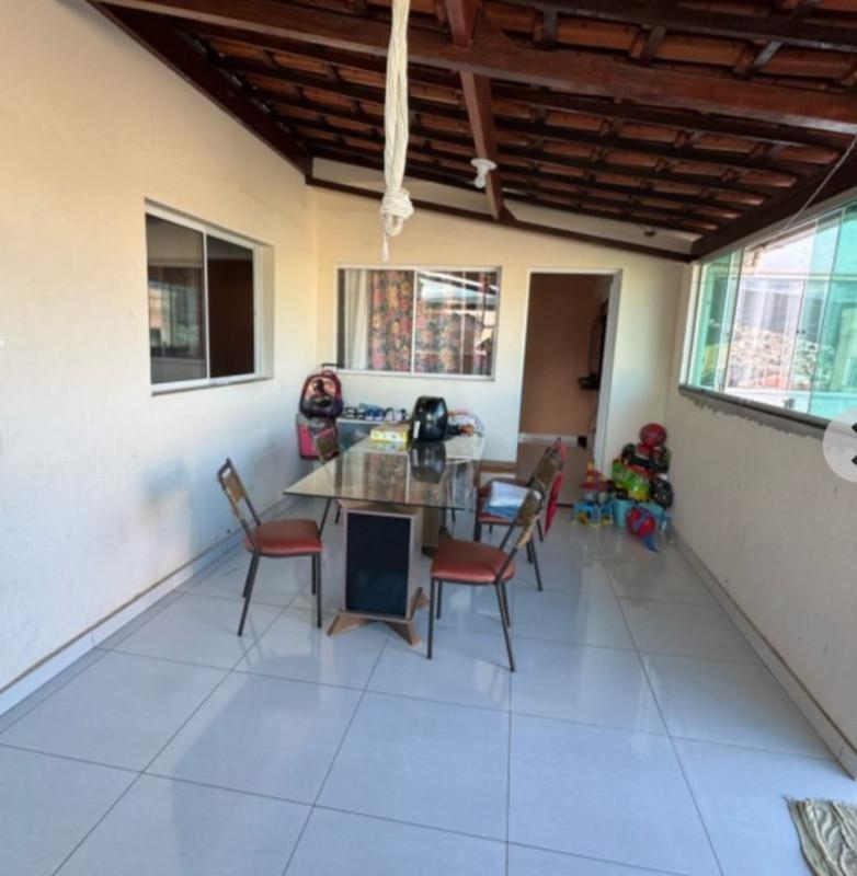 Casa, Novo Horizonte, 2 Quartos, 5 Vagas