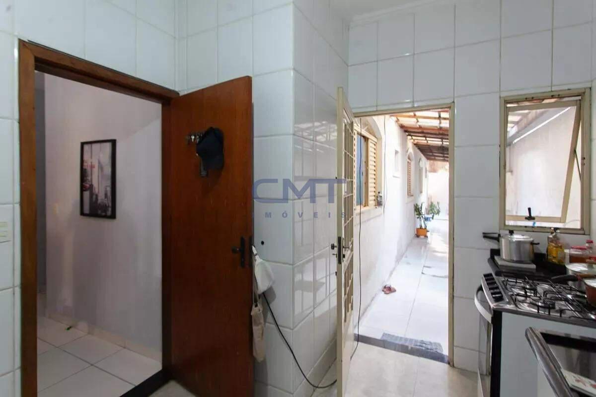 Casa, Santa Amélia, 3 Quartos, 2 Vagas, 1 Suíte