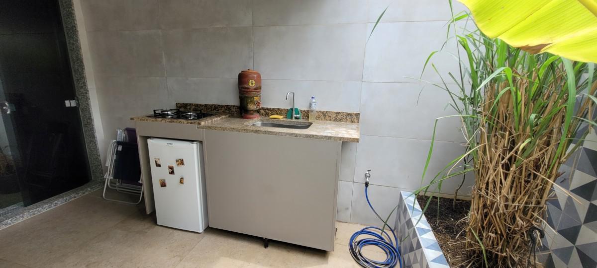 Sala, Savassi, 0 Quarto, 0 Vaga
