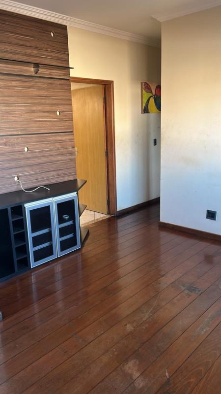 Apartamento, Sagrada Família, 2 Quartos, 1 Vaga
