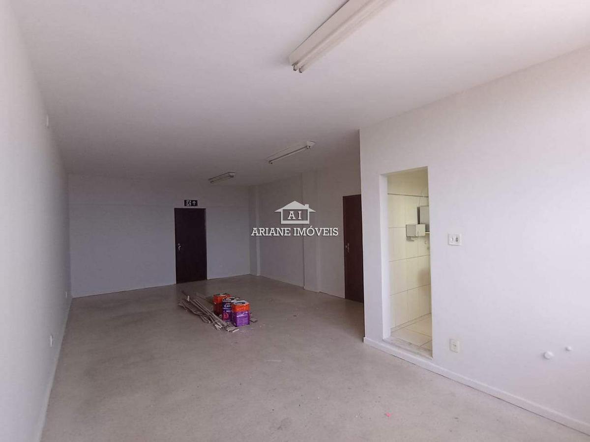 Sala, Centro, 0 Quarto, 0 Vaga