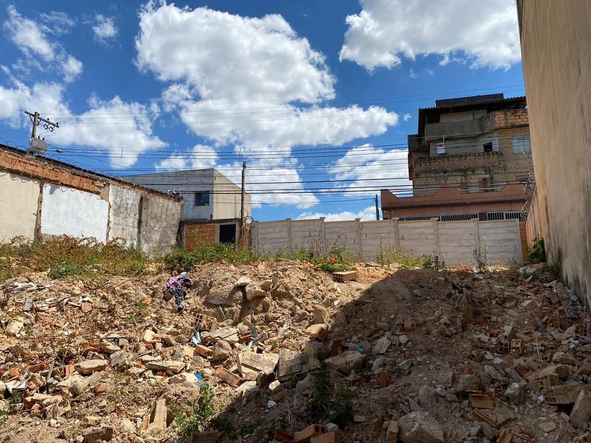 Lote, Cachoeirinha, 0 Quarto, 0 Vaga