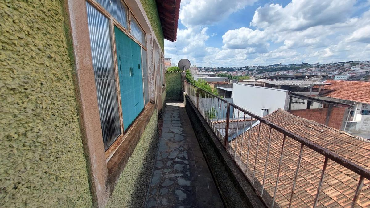 Galpão, Centro, 0 Quarto, 0 Vaga