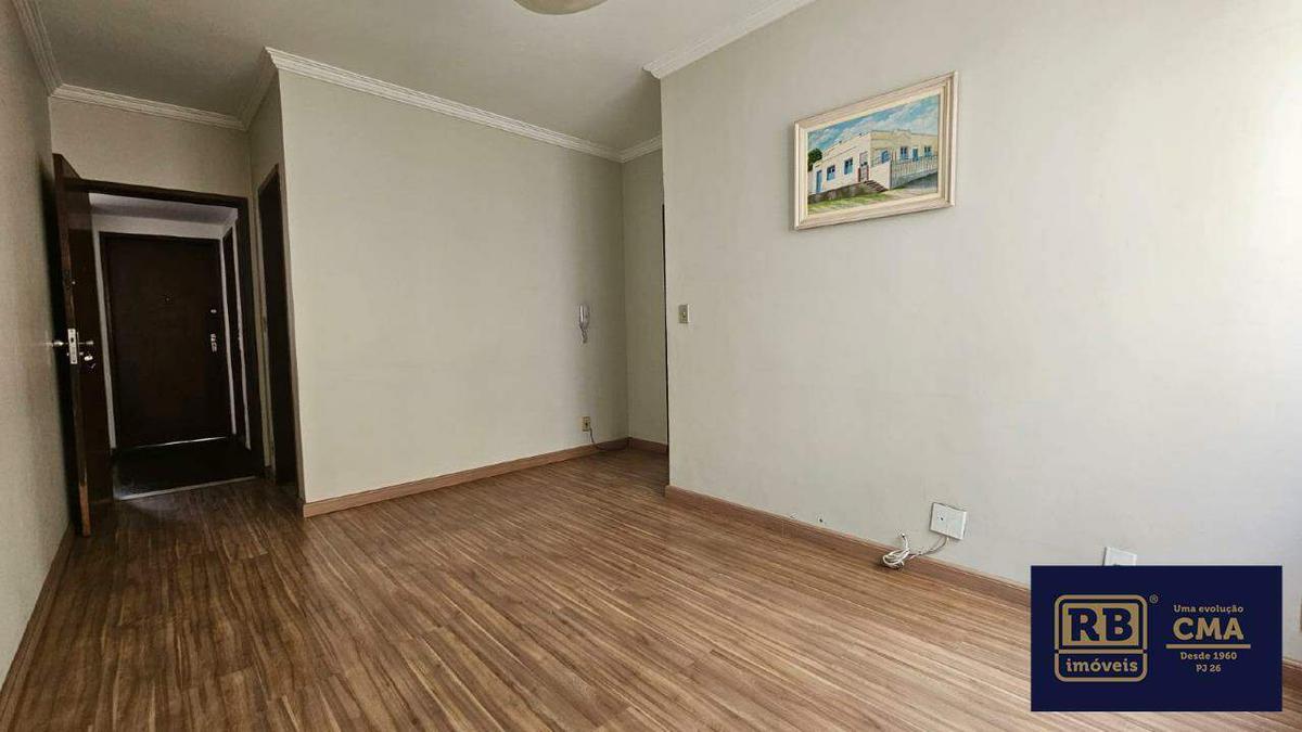 Apartamento, Sagrada Família, 2 Quartos, 1 Vaga