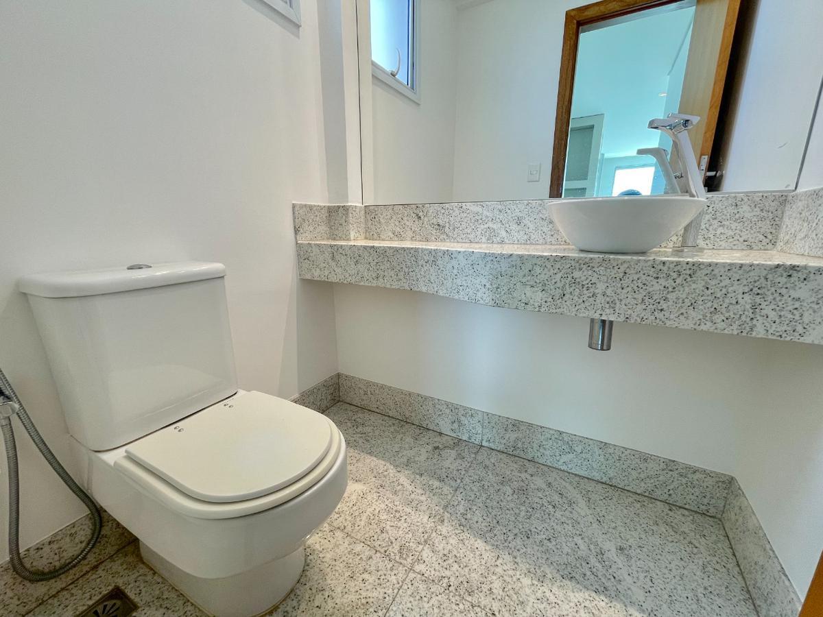 Apartamento, São José, 4 Quartos, 4 Vagas, 4 Suítes