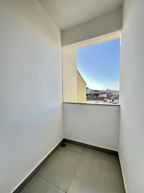 Casa, Centro, 3 Quartos, 4 Vagas, 1 Suíte