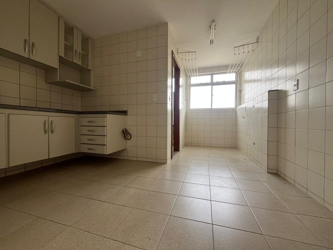Apartamento, Funcionários, 3 Quartos, 2 Vagas, 1 Suíte