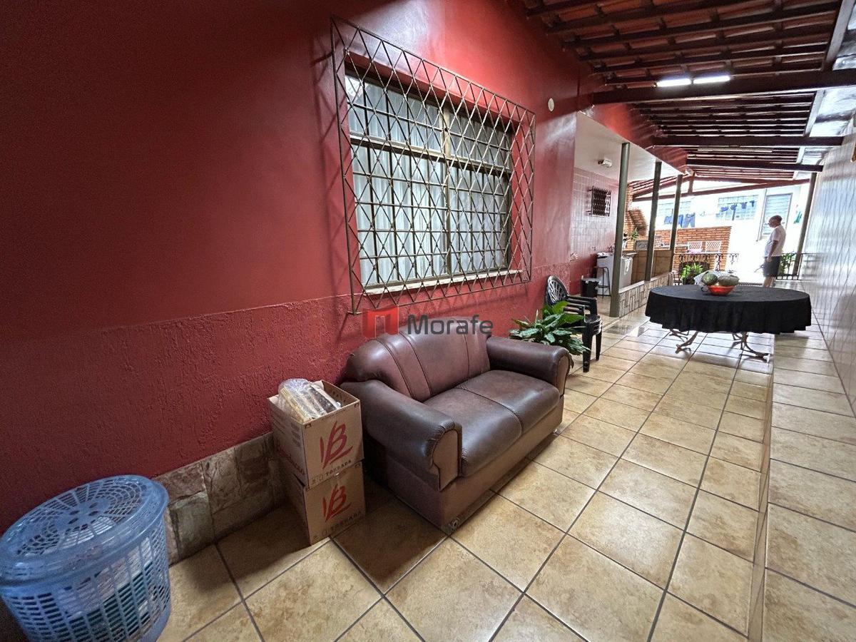 Casa, Itapoã, 4 Quartos, 6 Vagas, 1 Suíte