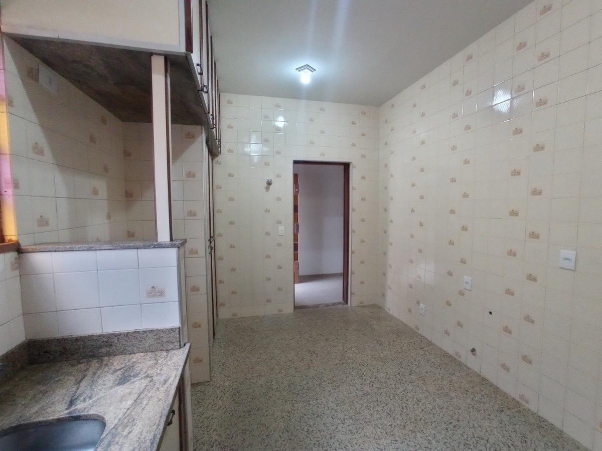 Casa, Santa Branca, 3 Quartos, 1 Vaga, 1 Suíte