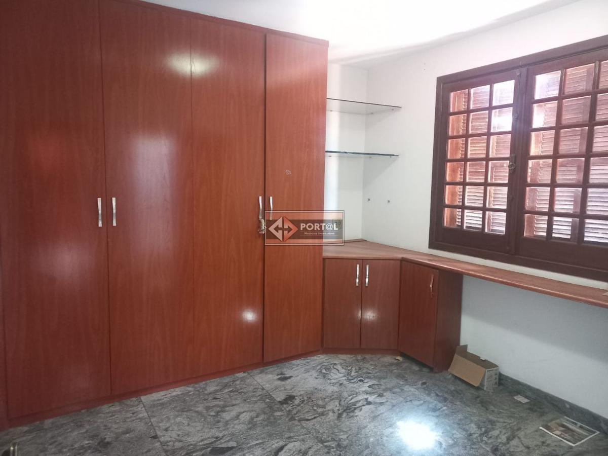 Casa, Planalto, 4 Quartos, 4 Vagas, 3 Suítes