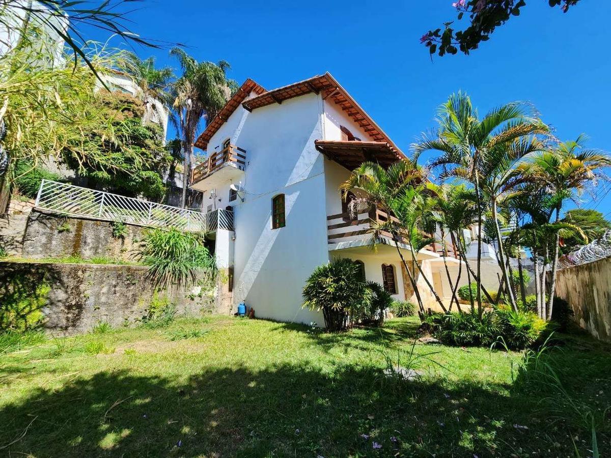 Casa, Santa Lúcia, 5 Quartos, 5 Vagas, 2 Suítes