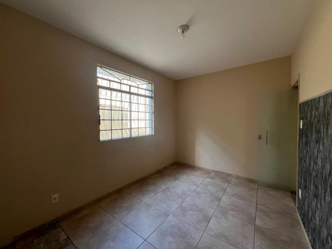 Apartamento, Sagrada Família, 2 Quartos, 1 Vaga
