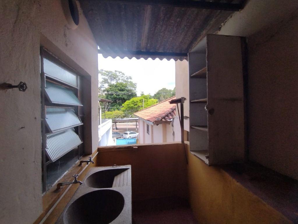 Casa, Centro, 7 Quartos, 0 Vaga