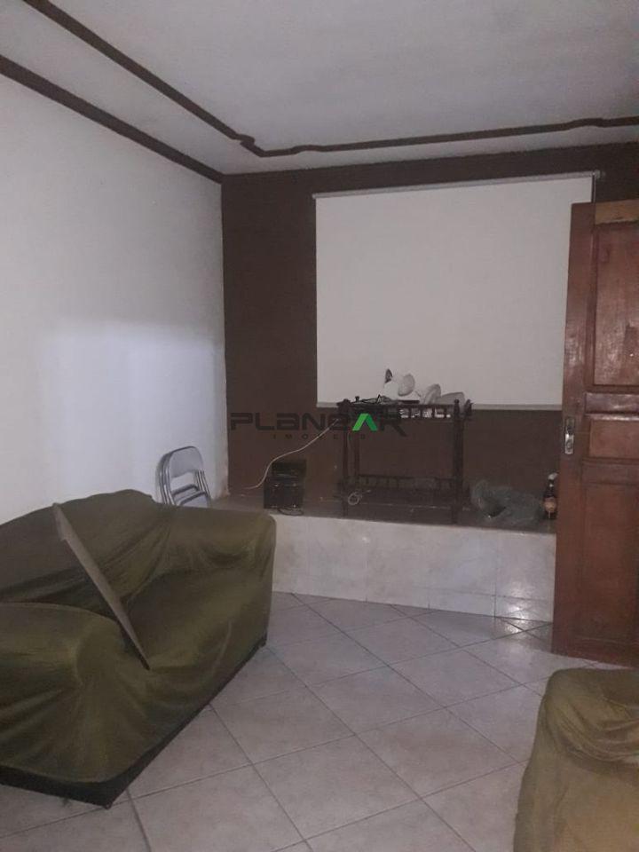 Casa, Jardim Riacho das Pedras, 3 Quartos, 4 Vagas, 1 Suíte