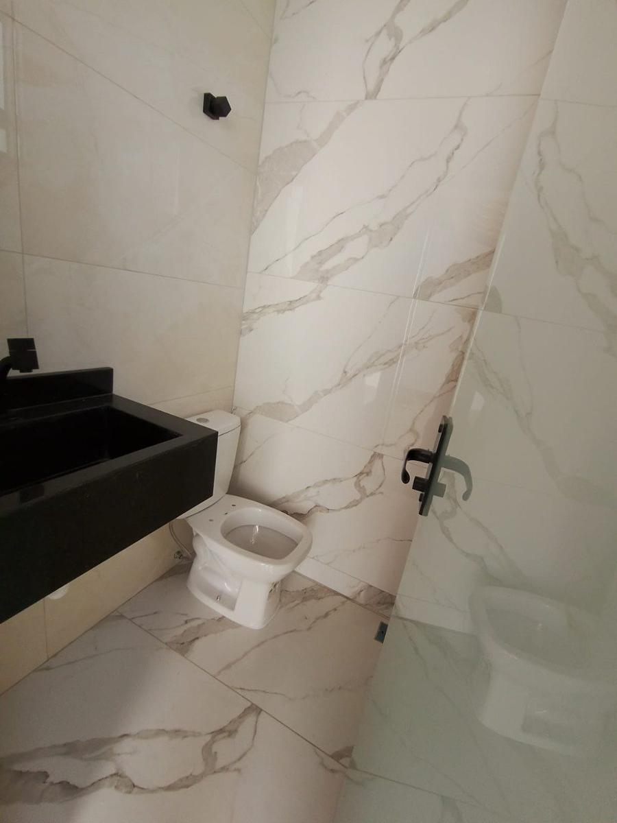 Casa, Rio Branco, 3 Quartos, 2 Vagas, 1 Suíte