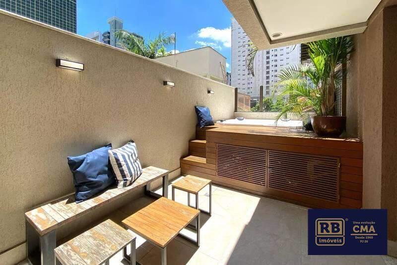 Apartamento, Funcionários, 2 Quartos, 2 Vagas, 2 Suítes