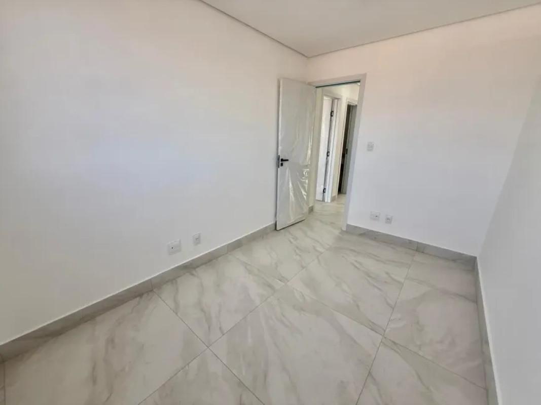 Casa, Planalto, 3 Quartos, 2 Vagas, 1 Suíte