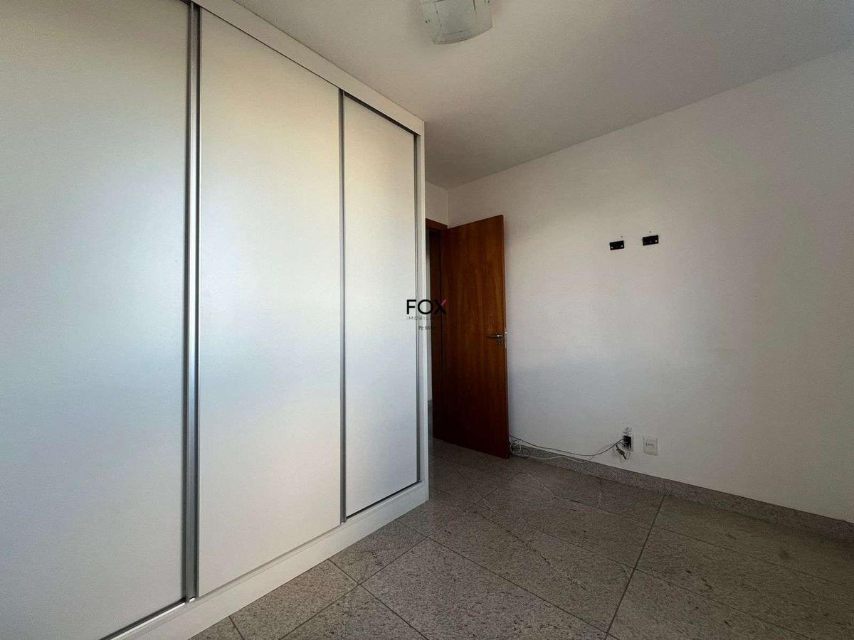 Apartamento, Sagrada Família, 3 Quartos, 2 Vagas, 1 Suíte