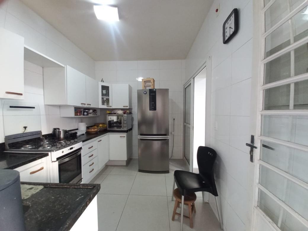 Casa, Nova Suíssa, 4 Quartos, 5 Vagas, 1 Suíte