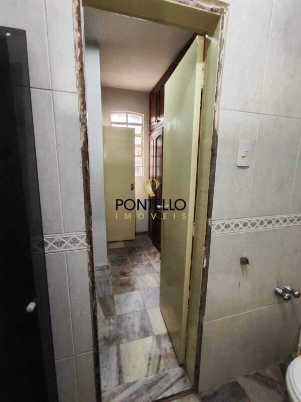 Casa, Planalto, 7 Quartos, 5 Vagas, 3 Suítes