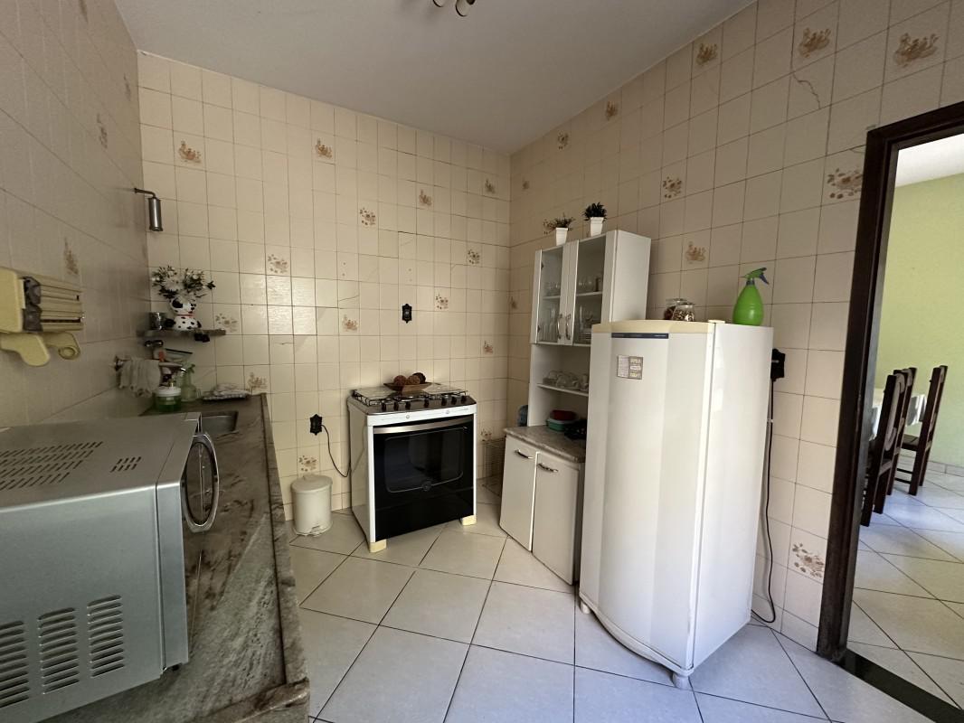 Lote, Caiçaras, 3 Quartos, 3 Vagas, 1 Suíte