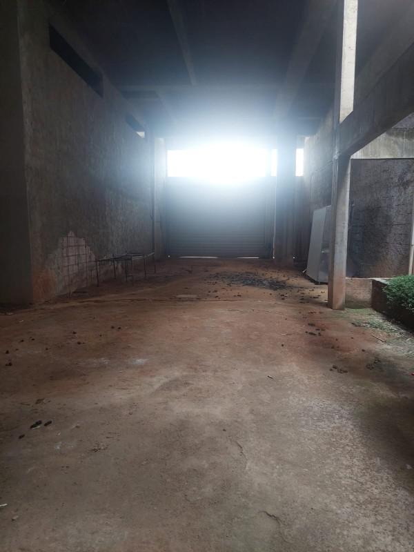 Galpão, Nazaré, 0 Quarto, 2 Vagas