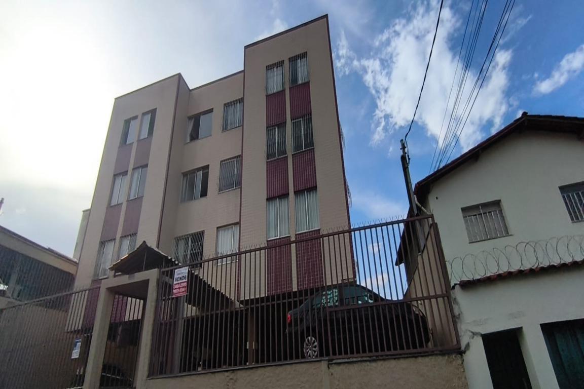 Apartamento, Sagrada Família, 3 Quartos, 1 Vaga