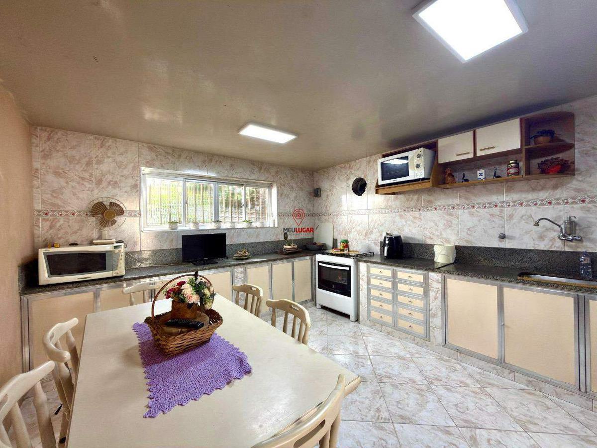 Casa, Barreiro, 3 Quartos, 5 Vagas, 1 Suíte