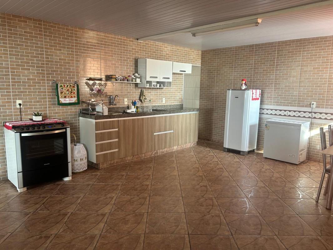 Casa, Diamante, 4 Quartos, 2 Vagas, 1 Suíte