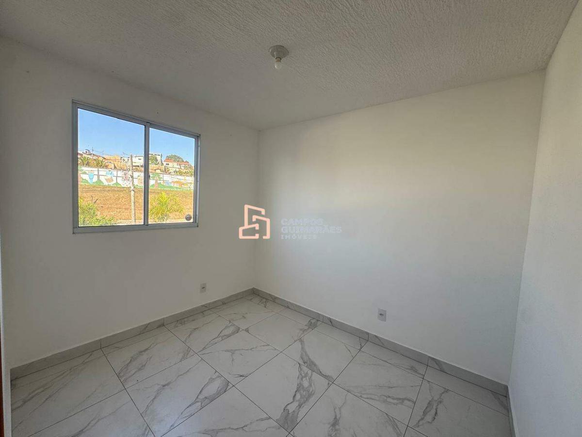 Apartamento, Três Barras, 2 Quartos, 1 Vaga
