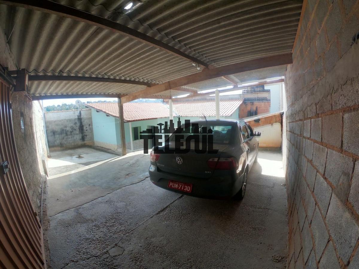 Casa, Vila Avelar, 2 Quartos, 0 Vaga