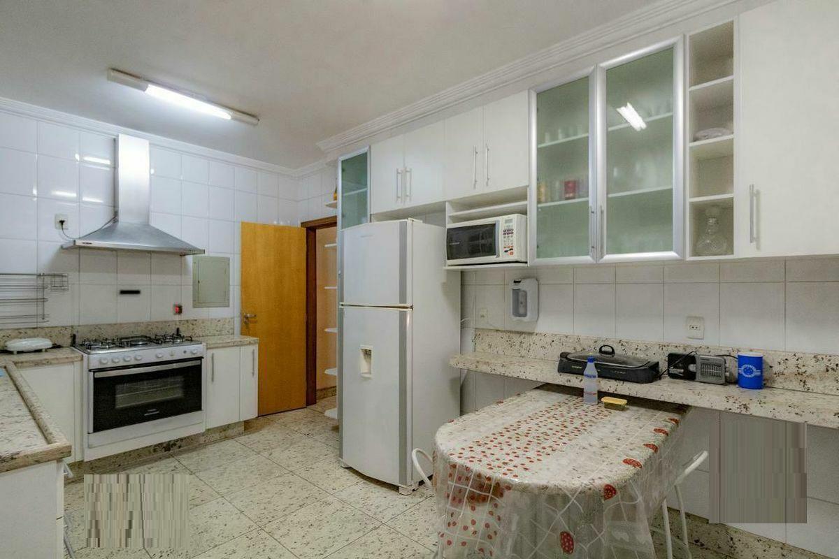 Cobertura, Sagrada Família, 3 Quartos, 3 Vagas, 1 Suíte