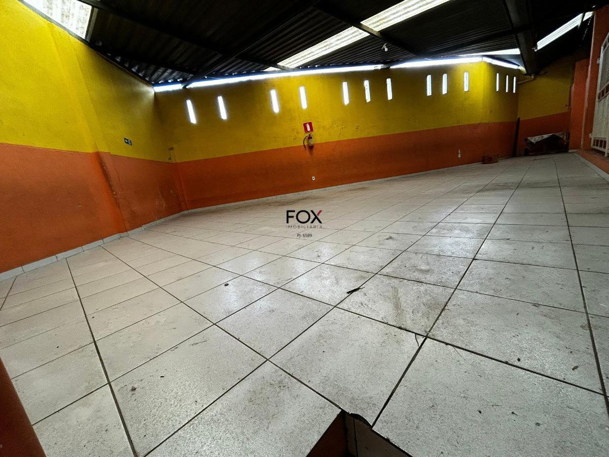 Prédio, Sagrada Família, 0 Quarto, 0 Vaga