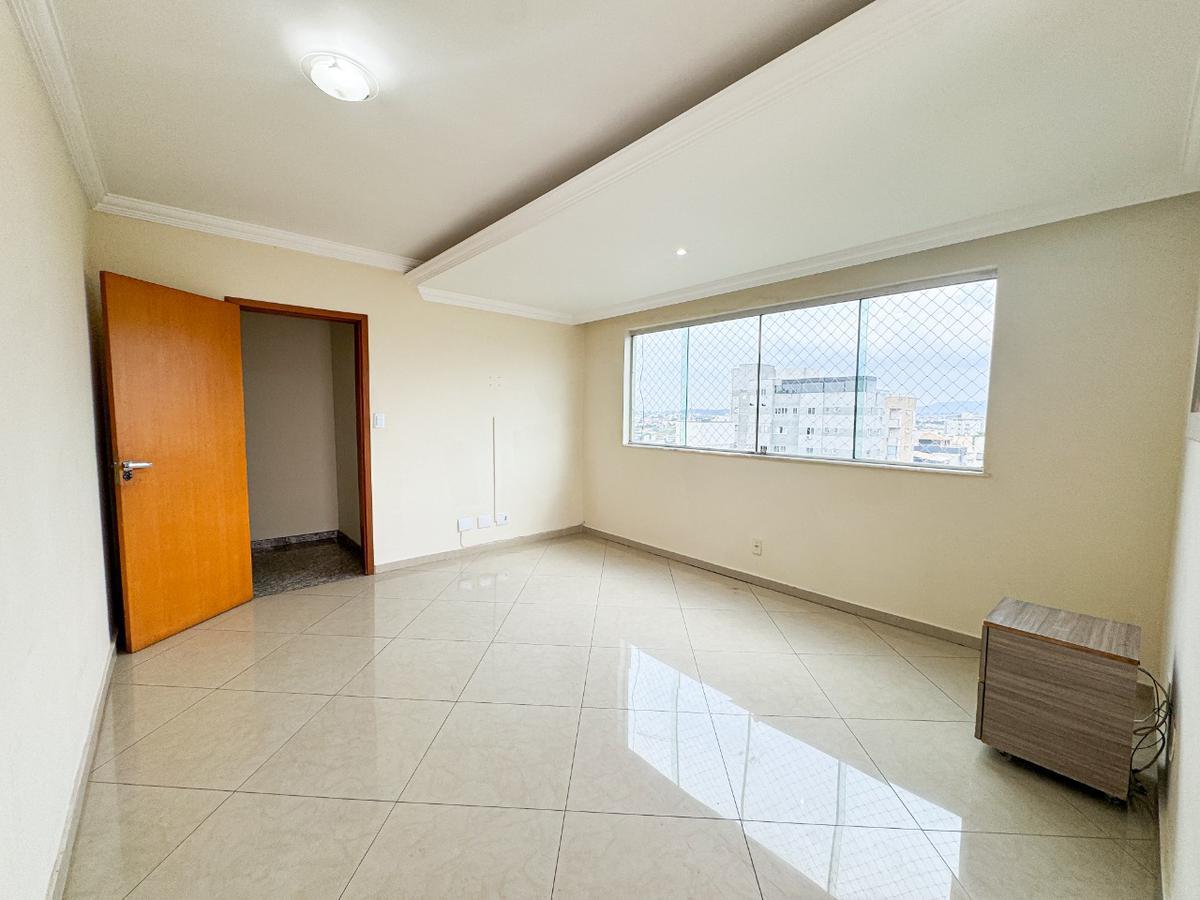Cobertura, Cabral, 3 Quartos, 2 Vagas, 1 Suíte