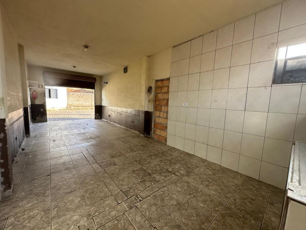 Casa, Centro, 2 Quartos, 1 Vaga, 1 Suíte
