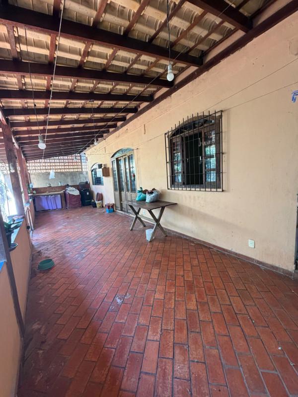 Casa, Pedra Azul, 3 Quartos, 4 Vagas, 1 Suíte