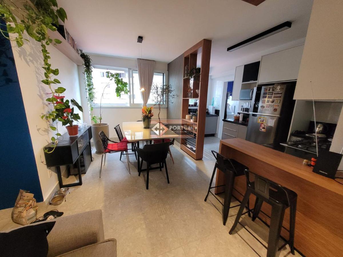 Apartamento, Coração de Jesus, 3 Quartos, 2 Vagas, 1 Suíte
