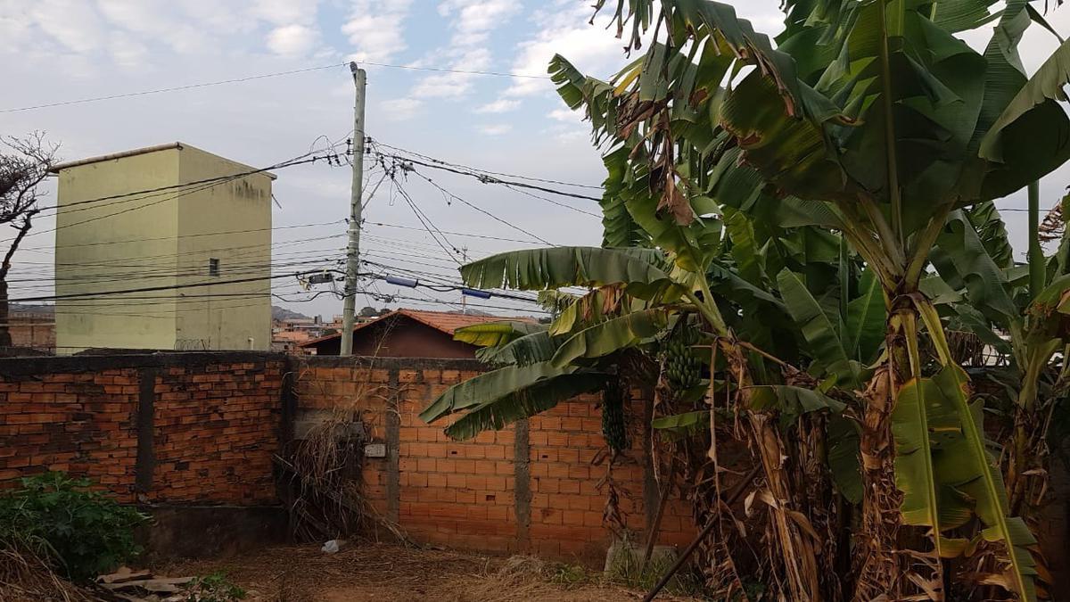 Casa, Jardim Guanabara, 2 Quartos, 0 Vaga