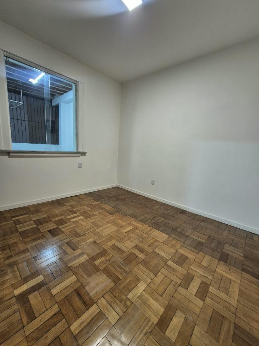 Apartamento, Centro, 4 Quartos, 0 Vaga, 1 Suíte