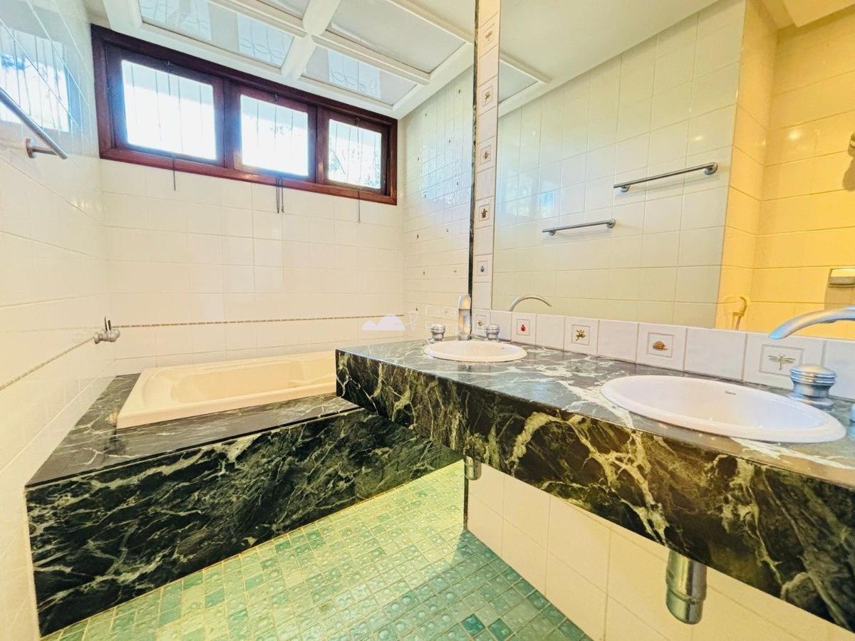 Casa, Bandeirantes (pampulha), 4 Quartos, 6 Vagas, 2 Suítes
