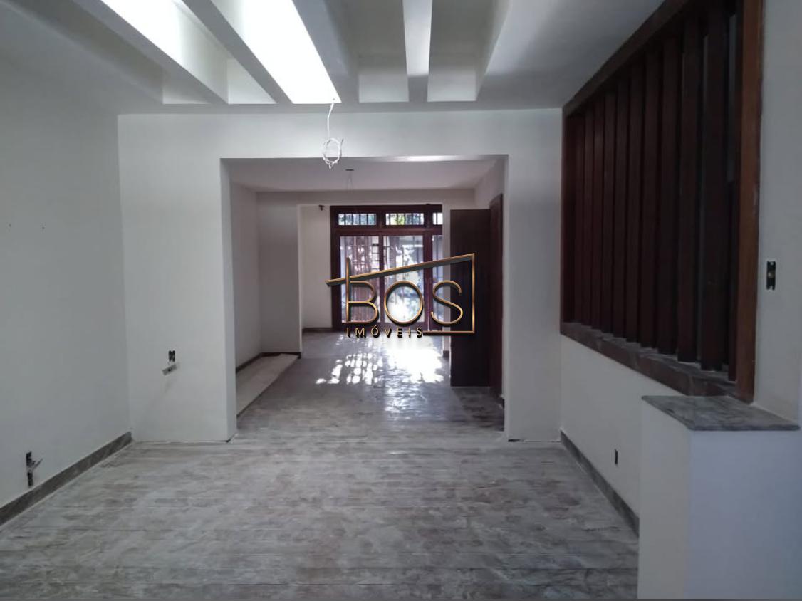 Casa, Santa Helena, 4 Quartos, 4 Vagas, 2 Suítes