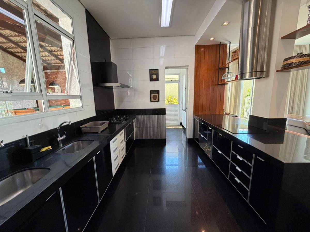 Casa, Jardim Riacho das Pedras, 3 Quartos, 4 Vagas, 1 Suíte