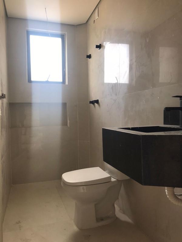Cobertura, Santa Cruz, 4 Quartos, 2 Vagas, 1 Suíte