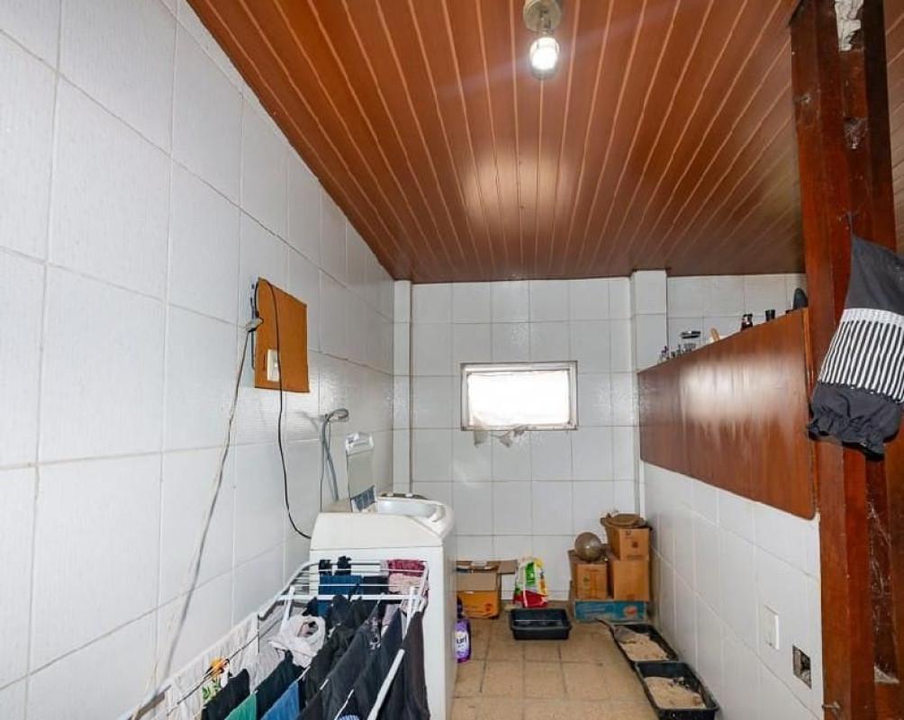 Casa, Barreiro, 5 Quartos, 2 Vagas, 1 Suíte