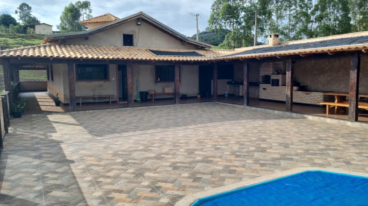 Fazenda, Centro, 3 Quartos, 3 Vagas, 1 Suíte