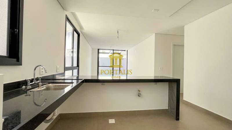 Apartamento, Serra, 2 Quartos, 2 Vagas, 2 Suítes