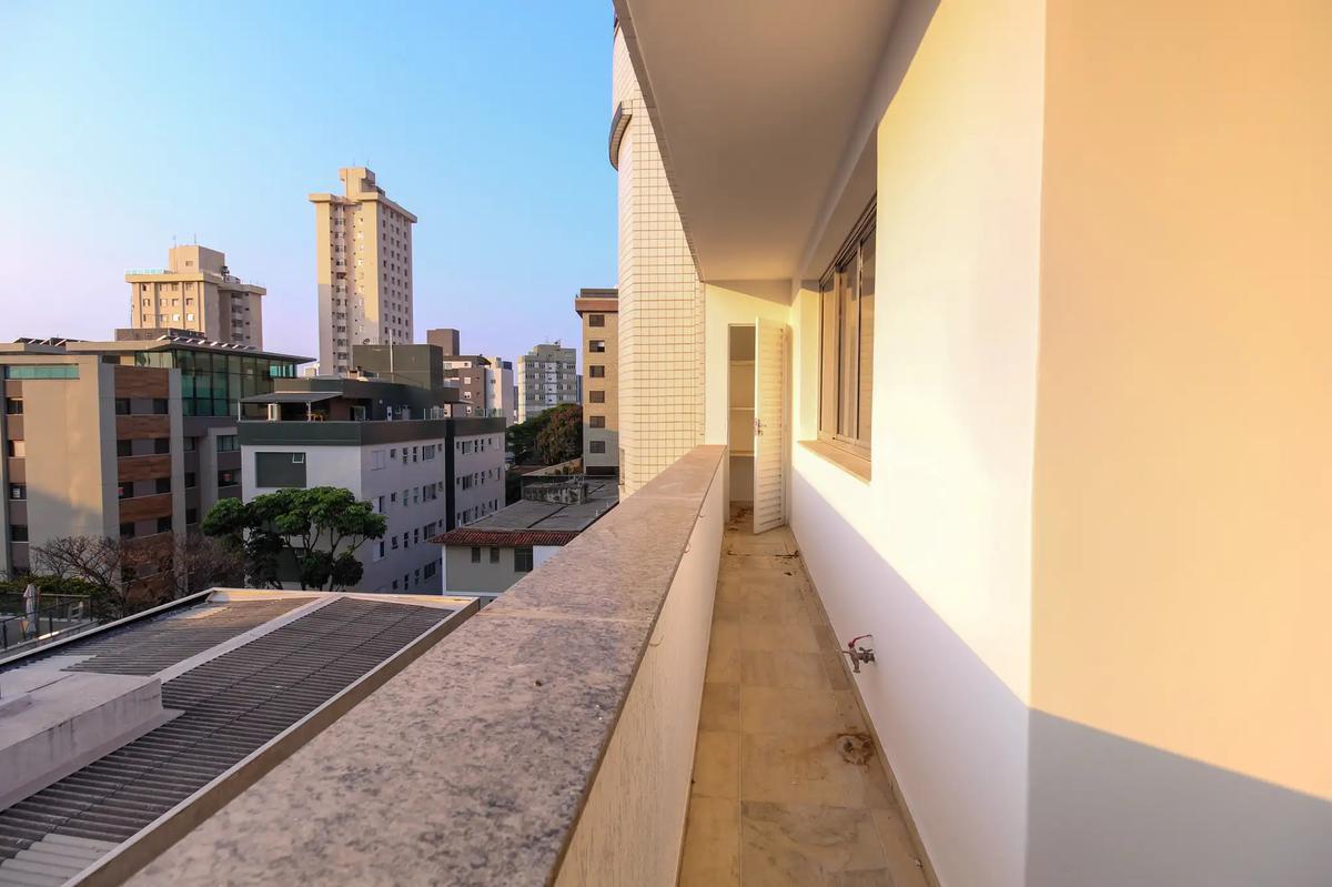 Cobertura, Anchieta, 5 Quartos, 2 Vagas, 3 Suítes